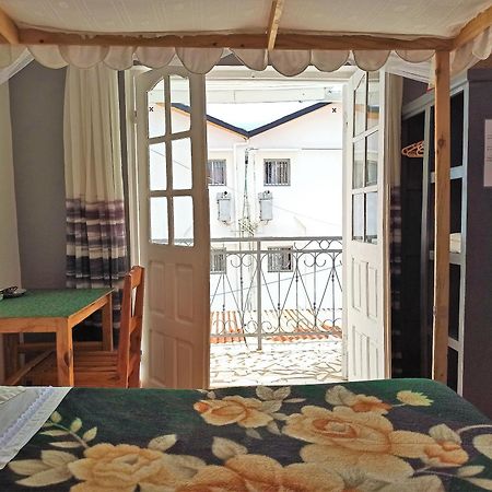 Chez Jeanne Chambre D'Hote أنتاناناريفو المظهر الخارجي الصورة